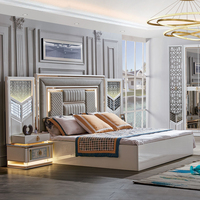 Heißer Verkauf Modernes Windsor-Bett aus Holz, multifunktionales 5-teiliges Schlafzimmermöbel-Set mit Kleiderschrank und Schminktisch