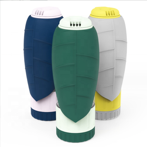 Nuovo Design Bottiglia d'Acqua Portatile per Cani con Contenitore per Cibo, in Gomma e PP di Alta Qualità per Passeggiate all'Aperto - Product Image 3