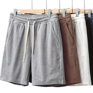 กางเกงขาสั้นลำลองผู้ชาย ลายเรียบ ผ้าวาฟเฟิล คุณภาพสูง ผ้าฝ้าย 100% หนัก 180 กรัม เอวยางยืดปานกลาง แห้งเร็ว ผ้าตาข่าย - Product Image 1