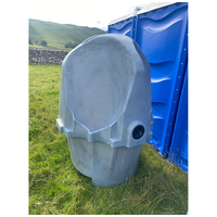 Unité d'urinoir mobile Toppla moderne en HDPE pour 4 personnes, toilettes portables 420L pour parcs, événements, chantiers de construction