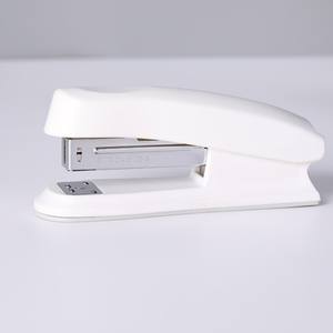 <span class=keywords><strong>Stapler</strong></span> logam <span class=keywords><strong>Mini</strong></span> tahan lama hemat tenaga kerja banyak warna kualitas tinggi untuk sekolah kantor rumah - Product Image 4