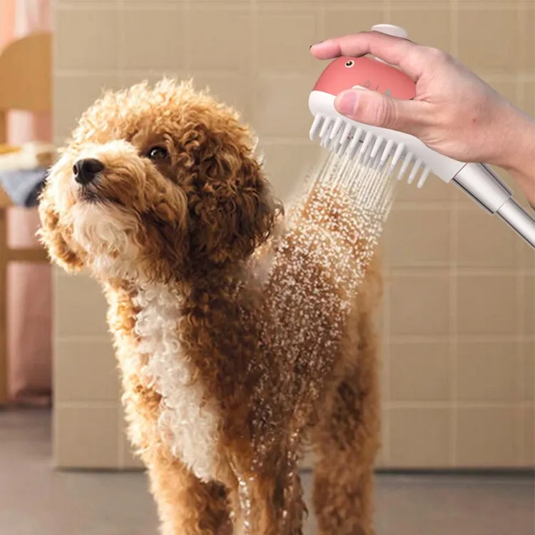 Nuovo 3 in 1 Dog Cat Pet Bathing Massage soffione doccia Dispenser di Shampoo in Silicone morbido spazzola per toelettatura per animali domestici per cani doccia