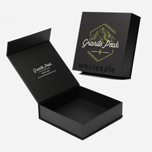Boîte en carton rigide magnétique pour vêtements <span class=keywords><strong>de</strong></span> luxe avec logo personnalisé, boîte d'emballage magnétique recyclable <span class=keywords><strong>de</strong></span> <span class=keywords><strong>petite</strong></span> taille - Product Image 2