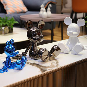Modèle de bureau moderne <span class=keywords><strong>Mickey</strong></span> <span class=keywords><strong>Mouse</strong></span> Artisanat en résine Décorations douces de dessin animé pour enfants créatifs pour Noël Célébrité Internet - Product Image 2