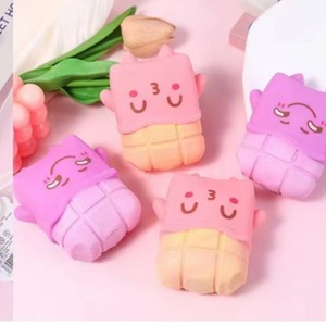 ของเล่นบีบช็อกโกแลต TPE นุ่ม บีบคลายเครียด สำหรับเด็กและผู้ใหญ่ อายุ 8-13 ปี - Product Image 1
