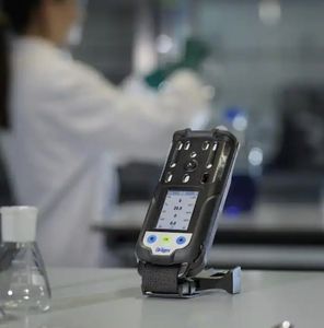 Drager x-am3500 Verbund gas detektor erkennt zuverlässig brennbare Gase und Dämpfe sowie O2, CO, H2S, NO2 und SO2 - Product Image 5