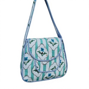 Bolso Bandolera Ligero de PU con Bordado Floral Vintage, Diseño a Rayas, Correa Única, Cierre de Cremallera, para Viaje, para Mujer - Product Image 1