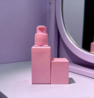 Bouteille de conditionnement cosmétique vide personnalisée de 50, 200, 250, 300 ml, lotion, shampoing, bouteille en plastique carrée avec pompe, bouteille en plastique givrée PCR PET