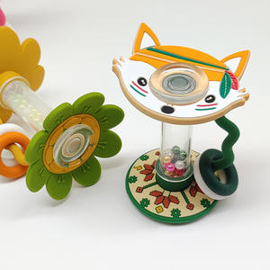 2025 Noël bébé hochet nouveau Design bébé <span class=keywords><strong>anneau</strong></span> de <span class=keywords><strong>dentition</strong></span> sensoriel sans BPA <span class=keywords><strong>anneau</strong></span> en bois avec <span class=keywords><strong>Silicone</strong></span> doux de qualité alimentaire pour les enfants cadeau - Product Image 4