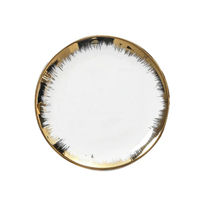Ensemble de <span class=keywords><strong>vaisselle</strong></span> en céramique blanche nordique de luxe avec larges bordures dorées, assiettes à steak en <span class=keywords><strong>porcelaine</strong></span> et <span class=keywords><strong>vaisselle</strong></span> pour Noël et les mariages - Product Image 6