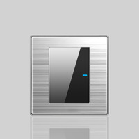 TEP Série A9 13A 240V Prise murale universelle USB 5 broches en acier inoxydable ignifuge de style britannique avec interrupteur miroir PC pour exportation internationale