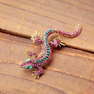 Broche fantaisie en strass en forme de lézard pour <span class=keywords><strong>femme</strong></span>, broche et épinglette de fête en forme de gecko, bijoux de vêtements vintage en métal - Product Image 3