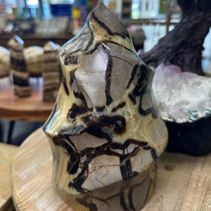Natural Septarian Stone Flame Carving Polished Crystal <b>Ornament</b> for Reiki Healing Feng Shui Home Office Decor Wholesale - Product Image 6