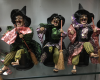 Décoration d'Halloween : Sorcière Animée Lumineuse et Colorée en Plastique Durable, à Suspendre à la Porte Intérieure, Effet Parachute, pour Maison Hantée