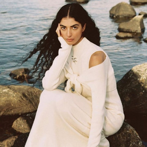 Collier Pendentif Vortex Étoile de Mer en Acier Inoxydable Or Argent Unisexe Design Géométrique pour Usage Quotidien - Product Image 2