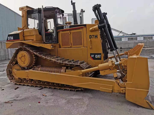 Bulldozers Caterpillar D7H à prix compétitif en bon état de fonctionnement, y compris la boîte de vitesses du moteur de la pompe. - Product Image 4
