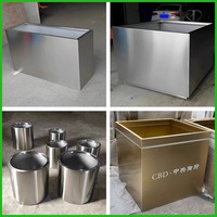 Kotak Bunga Besi Stainless Steel dengan Partisi Pagar Desain Sederhana Model 13 Persegi Panjang untuk Taman Kota, Pot Bunga