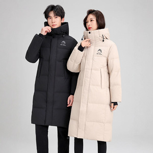 Manteau d'hiver matelassé de luxe anti-fuite de duvet personnalisé pour femmes - Product Image 1