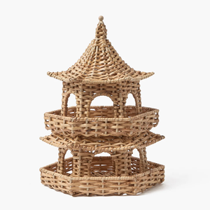 Único estilo de pagoda de ratán natural respetuoso con el medio ambiente organizador hecho a mano acento de pabellón de inspiración asiática para almacenamiento y decoración - Product Image 1