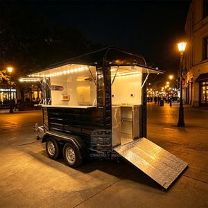 Camion de restauration élégant conçu pour le service rapide, la restauration événementielle et les événements en plein air - Cuisine mobile - Product Image 4