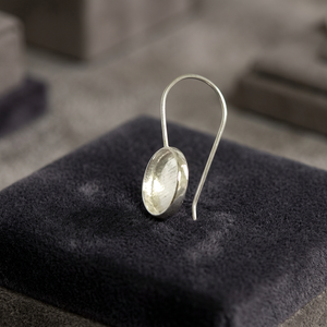 Composants et accessoires de bijouterie DIY : Crochets de boucles d'oreilles en laiton plaqué argent sterling de 8 mm et supports pour la fabrication de bijoux - Product Image 3