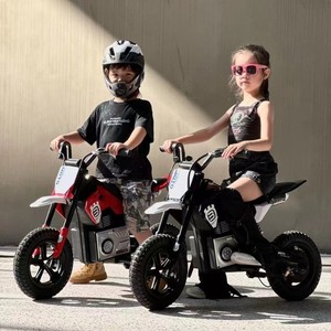 Auto de Juguete Eléctrico para Niños, Color Rojo, con <span class=keywords><strong>Motor</strong></span> sin Escobillas ABS, Batería de 24 V, Unisex, para Niños de <span class=keywords><strong>2</strong></span> a 7 Años - Product Image 2