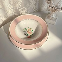 Assiette à dîner de style baroque avec imprimé fleur et bordure dorée assiette en céramique de 8 pouces et bol de 7 pouces