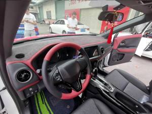 Kit de Reequipamiento <span class=keywords><strong>Interior</strong></span> Deportivo Rojo y Negro en Alcántara, Tapicería de Cuero para el Tablero y Paneles de las Puertas, Mejora del <span class=keywords><strong>Interior</strong></span> del Automóvil - Product Image 1