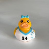 Canard en caoutchouc jaune de cheerleading, jouet en résine amusant pour la musique, cadeau pour événements sportifs, cadeaux de fête, décorations