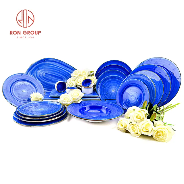 Set da pranzo professionale in porcellana blu all'ingrosso set da pranzo indiano set di piatti da sposa in ceramica set di stoviglie