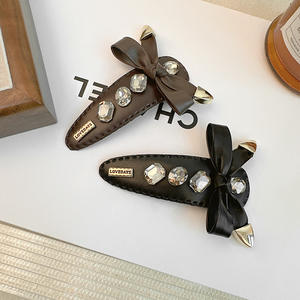 Clip BB à la mode avec nœud et strass, clip latéral élégant pour femmes, accessoires pour cheveux - Product Image 1