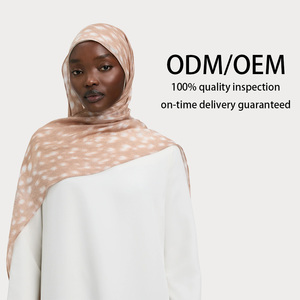 Hiyab Personalizado Ligero Estampado Digitalmente de Rayón Modal Tejido, Pañuelo para la Cabeza Atemporal, Malasia, Ramadán, Eid - Product Image 1