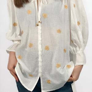Camisa de Algodón de Manga Corta con Bordado Casual a la Moda - Product Image 2