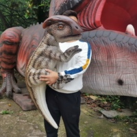 Marionnette de dinosaure animatronique grandeur nature en acier et silicone, fabriquée sur mesure, pour parcs à thème, écoles, utilisation en extérieur - Marque Dinocity