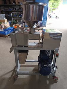 Customizable Heavy Duty Mini Coconut Juicer Coconut Milk Machine Coconut Oil Extractor Electric Motor Model Commercial Catering - Product Image 6