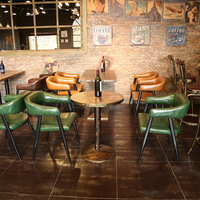 Klassische amerikanische Industrie-Vintage-Stil Restaurant Bistro Bar Café Fast-Food Eisen-Esszimmerstühle und Holztisch-Sets