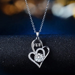 Colgante de moda en forma de corazón amor mamá collar de diamantes de imitación de cristal para regalo del Día de la madre - Product Image 3