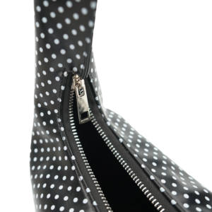 กระเป๋าโท้ทลายจุดย้อนยุคพร้อมรายละเอียดพื้นผิวหนังที่ทันสมัย - Product Image 3