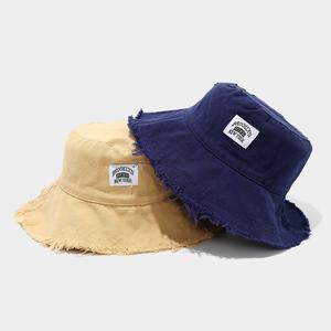 Sombrero de Pescador Retro INS para Mujer con Parche de Letras, Bordado 3D, Borde Deshilachado, Moda Urbana, para Principios de Otoño, Vacaciones, Sol y Verano - Product Image 3