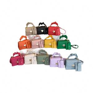 Bolso bandolera de piel de vaca estilo bohemio vintage con flecos estilo preppy con cadenas decorativas para mujer - Product Image 4