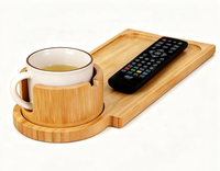 Support de tasse pliable en bambou avec finition laquée écologique, fente pour télécommande, plateau gain de place pour boissons et collations, idéal pour le salon