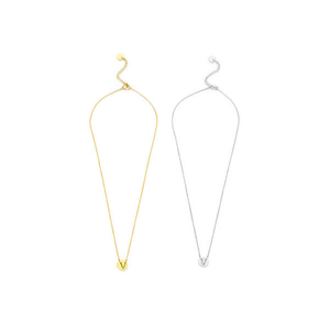 Collier avec pendentif lettre V en acier inoxydable plaqué or, bijoux minimalistes pour femmes, à porter tous les jours - Product Image 1