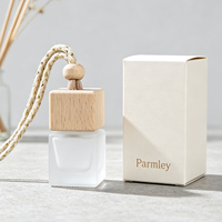Vente en gros d'usine - Flacon diffuseur d'huile parfumée pour voiture en verre givré carré de 8 ml avec logo gravé et boîte cadeau