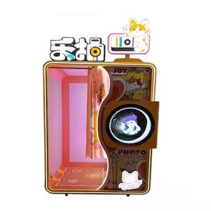 Photomaton commercial automatique Artbel à monnayeur pour intérieur/extérieur, écran tactile 21,5 pouces, impression instantanée rose - Product Image 4
