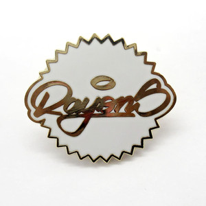 Ciondolo in Metallo Smaltato Personalizzato, Charm con Logo e Nome Inciso, Portachiavi Placcato Oro con Bordo Dentellato - Product Image 3