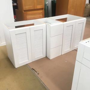 Mobili Base Angolari Bianchi in Legno Massello Premium Stile Shaker, Ecologici, Garanzia 5 Anni, Cerniere a Chiusura Morbida, Direttamente dalla Fabbrica per <span class=keywords><strong>Cucina</strong></span> - Product Image 1