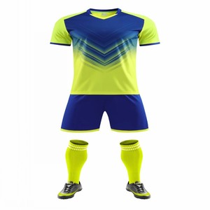 Maglia da Calcio ad Asciugatura Rapida, Tessuto Traspirante, Vestibilità Comoda e Aderente, Resistente all'Usura, Leggera, Personalizzabile - Product Image 3