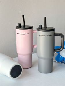 Mug de voyage isotherme en acier inoxydable à double paroi 710 ml avec couvercle à paille et poignée - Product Image 4