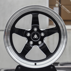 Jantes Beadlock Forgées Style WELD 5x4.5 5x120 5x5 Capacité de charge 2200 Lbs Convient à la Camaro, au Challenger, au Hellcat et plus encore - Product Image 4