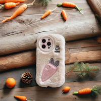3D Perle Broderie Carotte Lapin En Peluche Téléphone Portable Cas pour iPhone 16 Pro Max 15 Plus 14 13 Pro 12 11-Nouveau Trou Rond Conception
